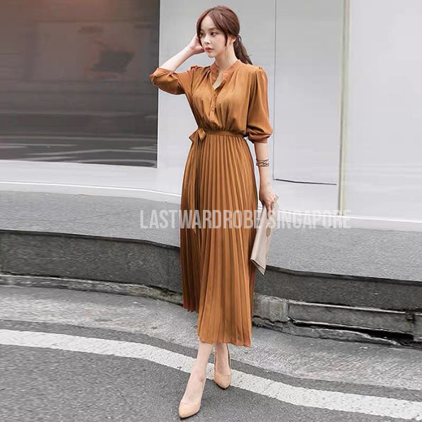Korean Jesqie Pleated Midi Dress