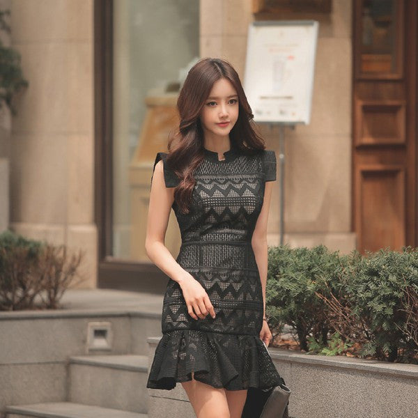 Korean Style Body-con Fishtail Lace Sleeveless Dress